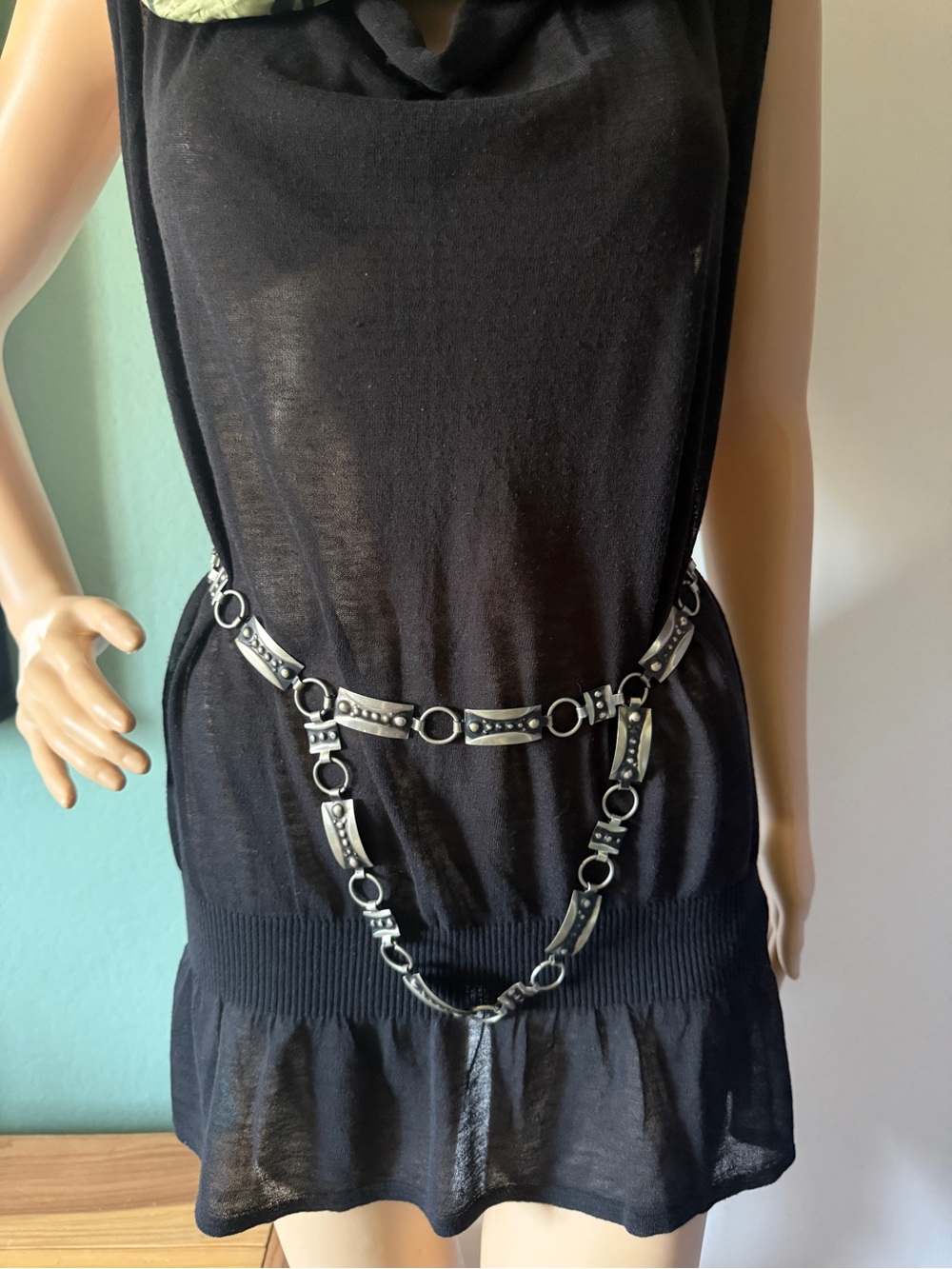 Vintage Adjustable Metal Chain Link Belt 42” Silver Tone Statement Waist Belt - Picture 5 of 5